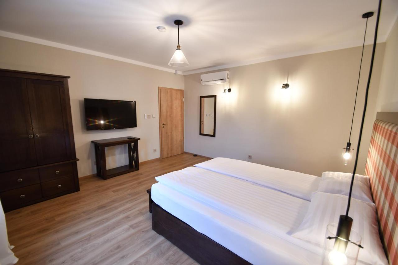 Tweed House Villa Будапеща Екстериор снимка