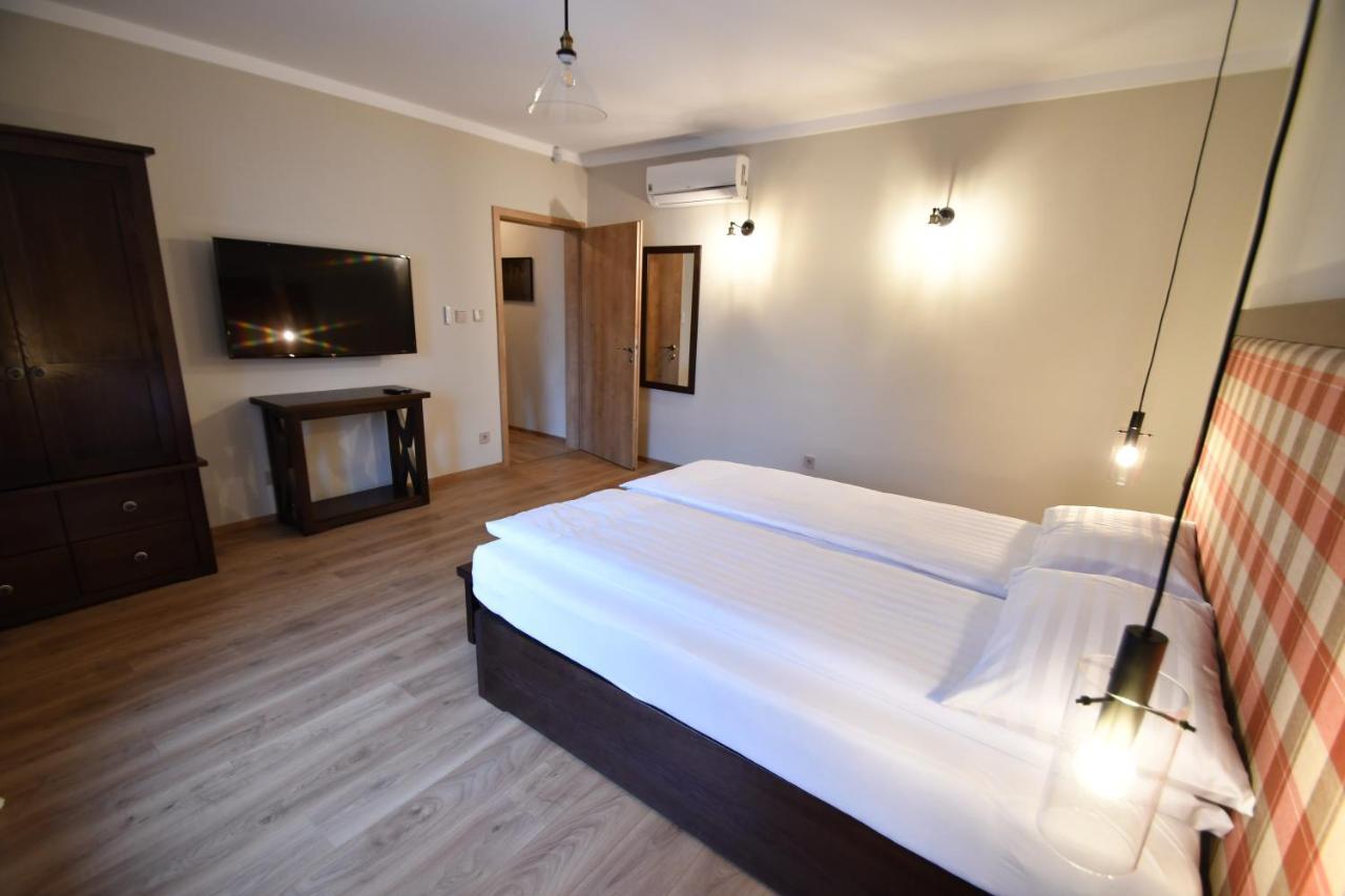 Tweed House Villa Будапеща Екстериор снимка