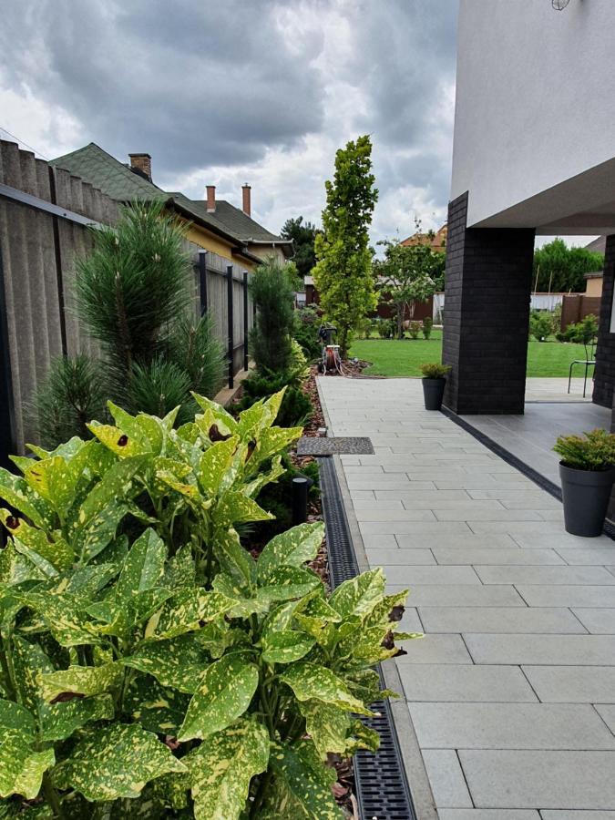 Tweed House Villa Будапеща Екстериор снимка